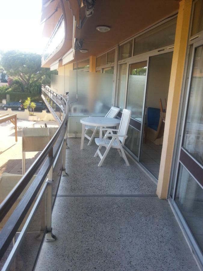 Apartment Heliotel Marine 4* Bord de Mer Saint-Laurent-du-Var Esterno foto